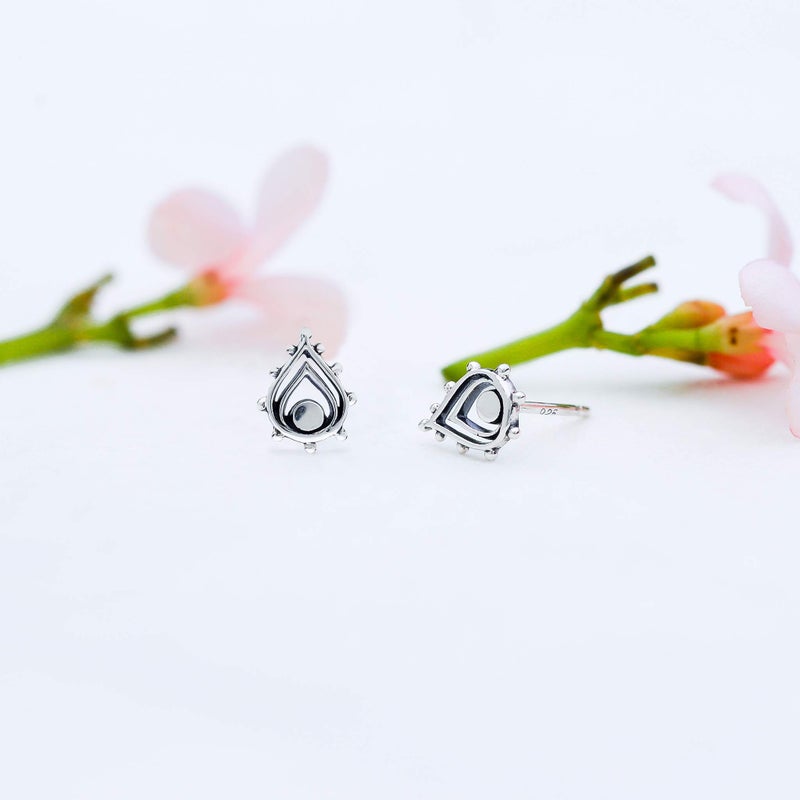 Boma Jewelry Sterling Silver Balinese Tribal Boho Teardrop Stud Earrings - Image 4